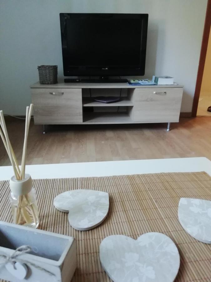 Sarmantni Apartman Malecka Zagreb Luaran gambar