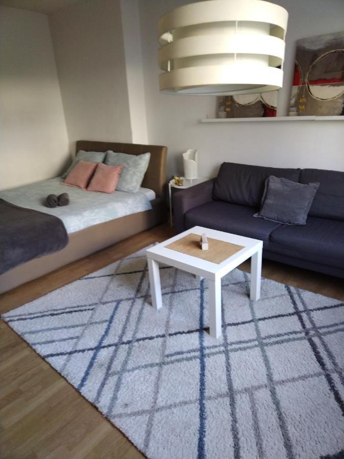 Sarmantni Apartman Malecka Zagreb Luaran gambar